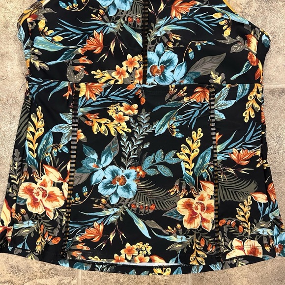 Time & Tru Halter Floral Swim Top Size‎ 4-6 - Picture 2 of 4